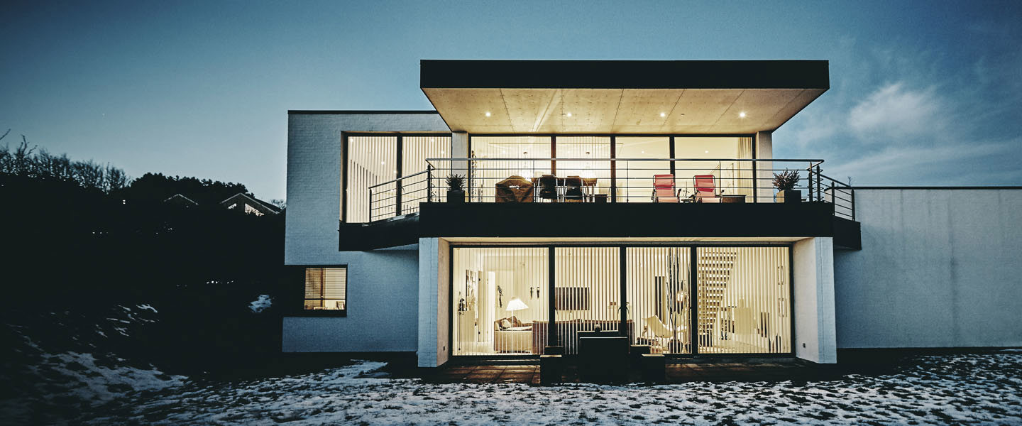 Nybygget hus tilsluttet varme, vand, el, renovation, spildevand Nybygget hus tilsluttet varme, vand, el, renovation, spildevand